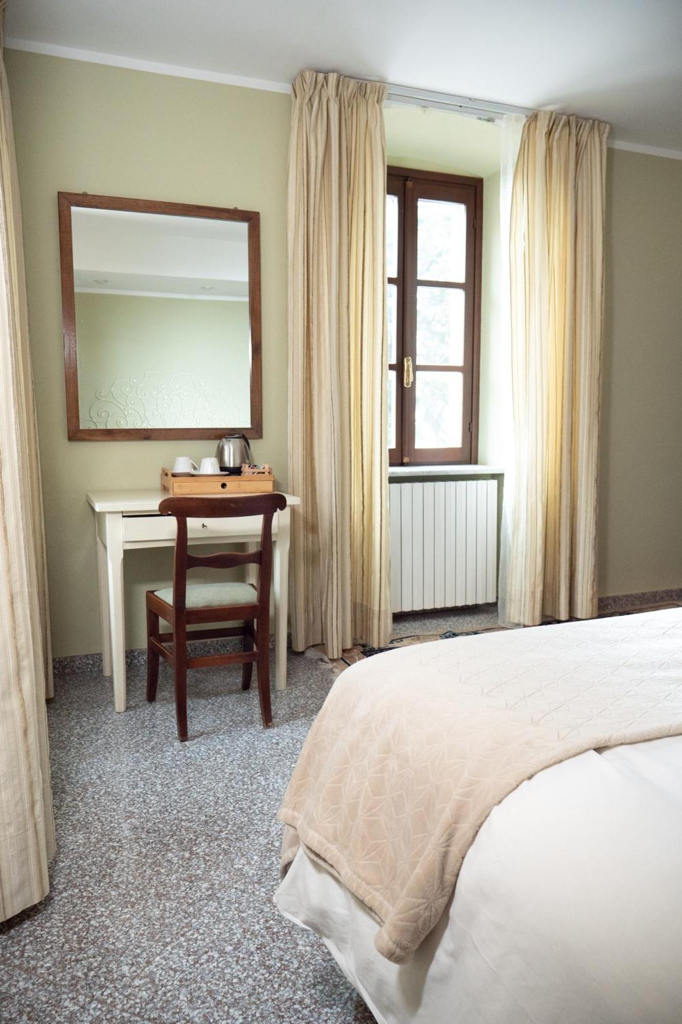 L'Aromatario Bed and Breakfast Neive Buitenkant foto