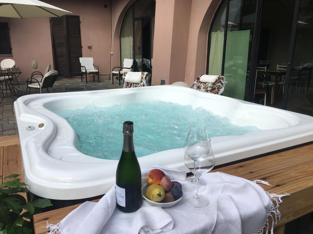 L'Aromatario Bed and Breakfast Neive Buitenkant foto